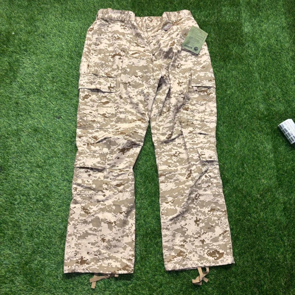 Rothco Desert Digital Camo BDU Paratrooper Fatigues 8-Pocket Cargo Pants XL Reg
